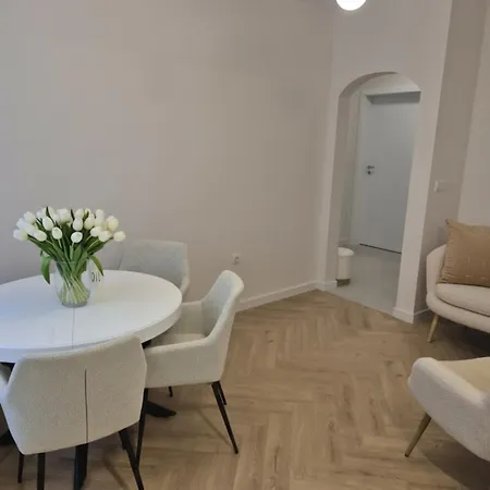 Summer Bianco 2br Apartament