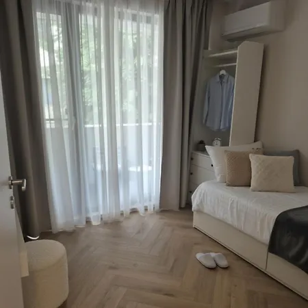 Summer Bianco 2br Апартаменти Варна